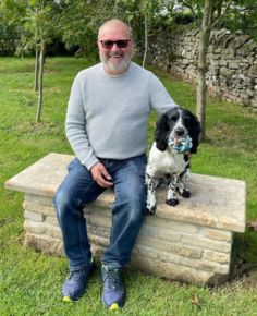 Trusted House Sitter with 5* Reviews — Happy pets at home with free pet sitters — Yes, we sit for free!